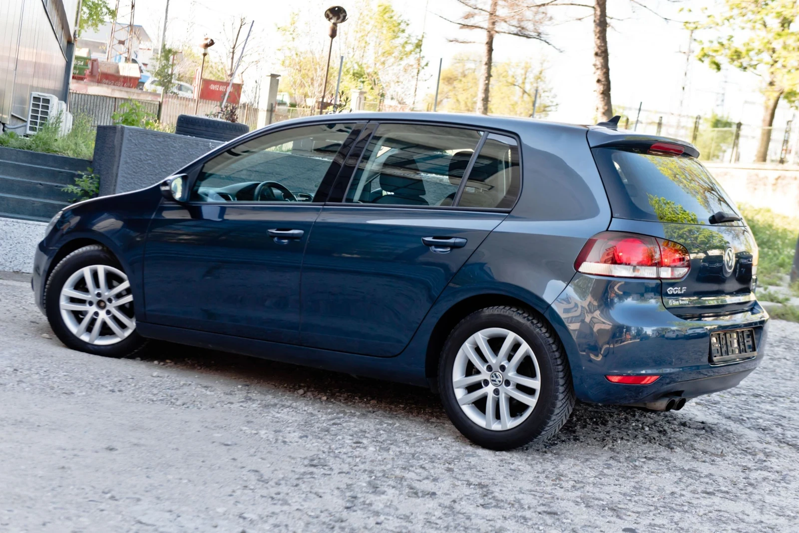 VW Golf 6 2.0 TDI, снимка 6 - Автомобили и джипове - 54372400
