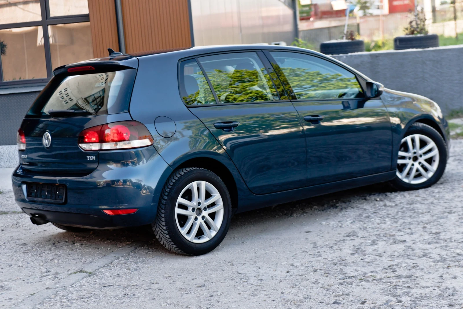 VW Golf 6 2.0 TDI, снимка 4 - Автомобили и джипове - 54372400
