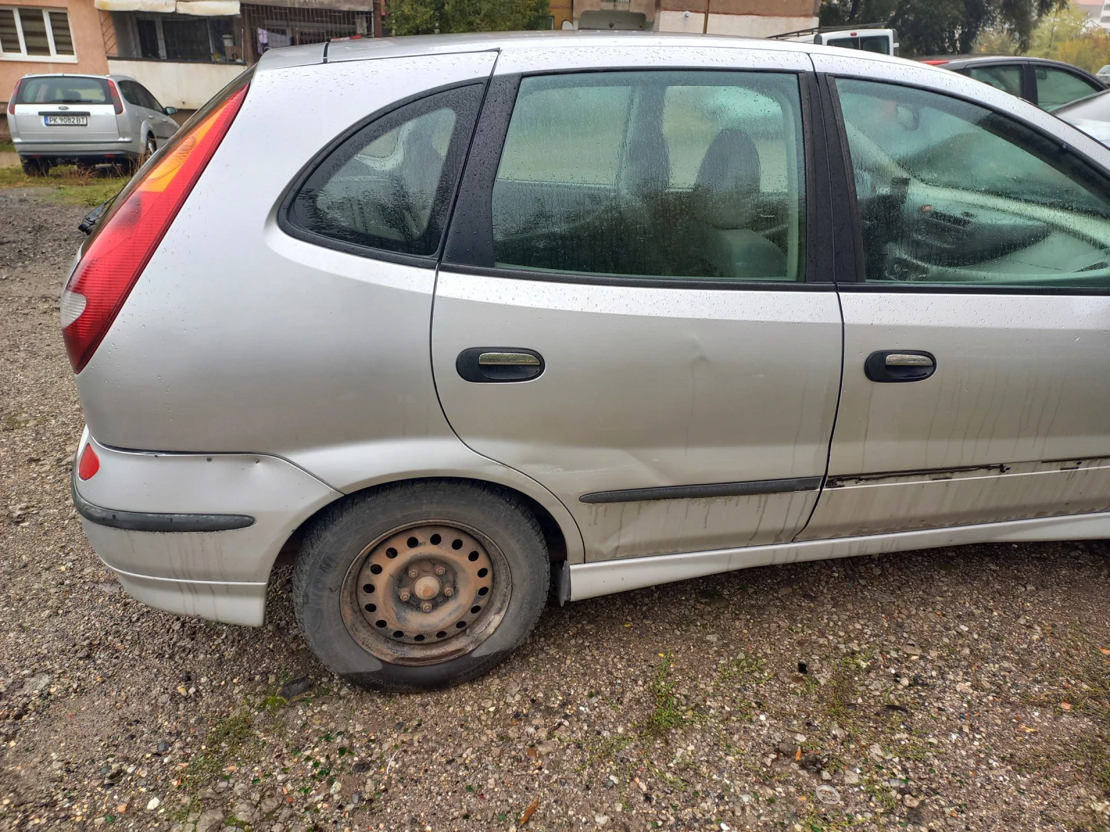 Nissan Almera tino, снимка 3 - Автомобили и джипове - 54458185