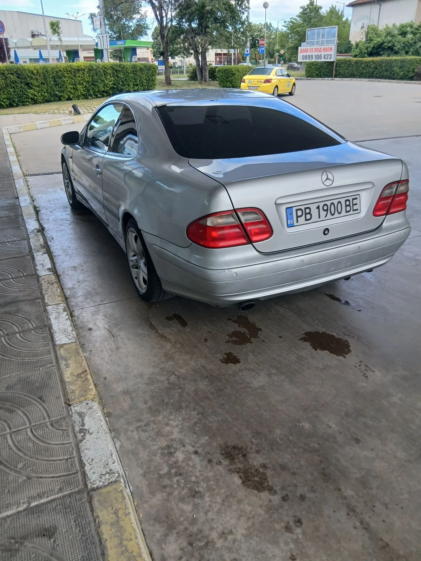 Mercedes-Benz CLK 2.0, снимка 5 - Автомобили и джипове - 54663657