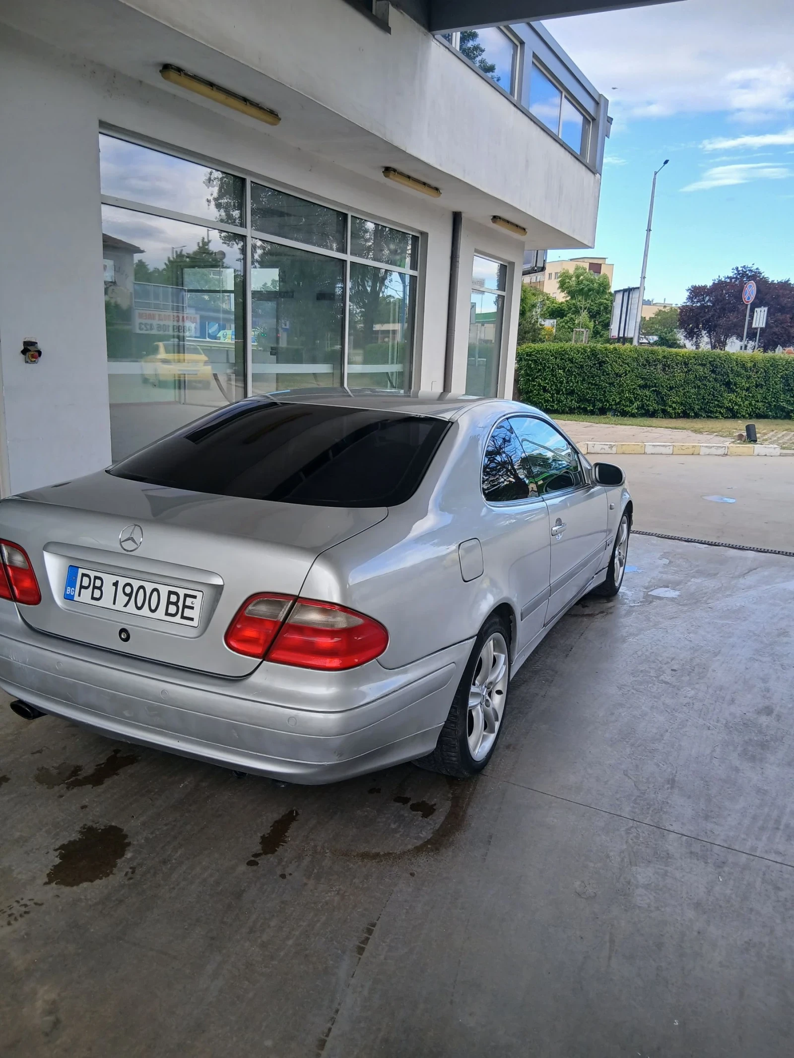 Mercedes-Benz CLK 2.0, снимка 4 - Автомобили и джипове - 54663657