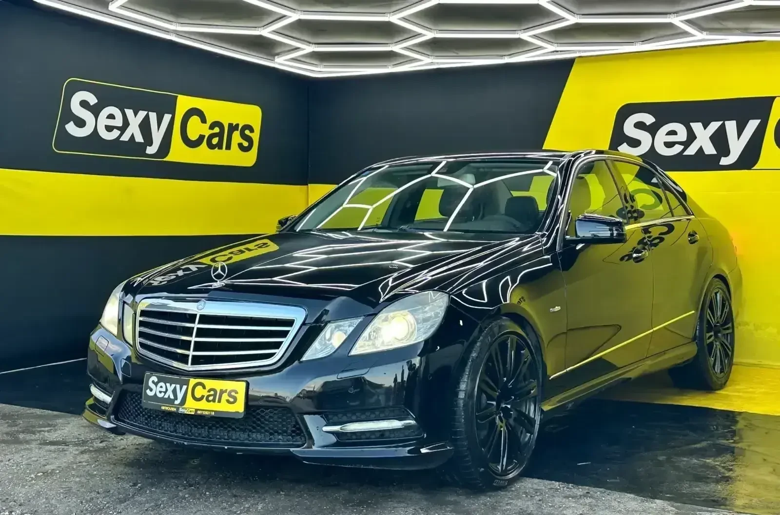Mercedes-Benz E 220 CDI AMG, снимка 2 - Автомобили и джипове - 54831510