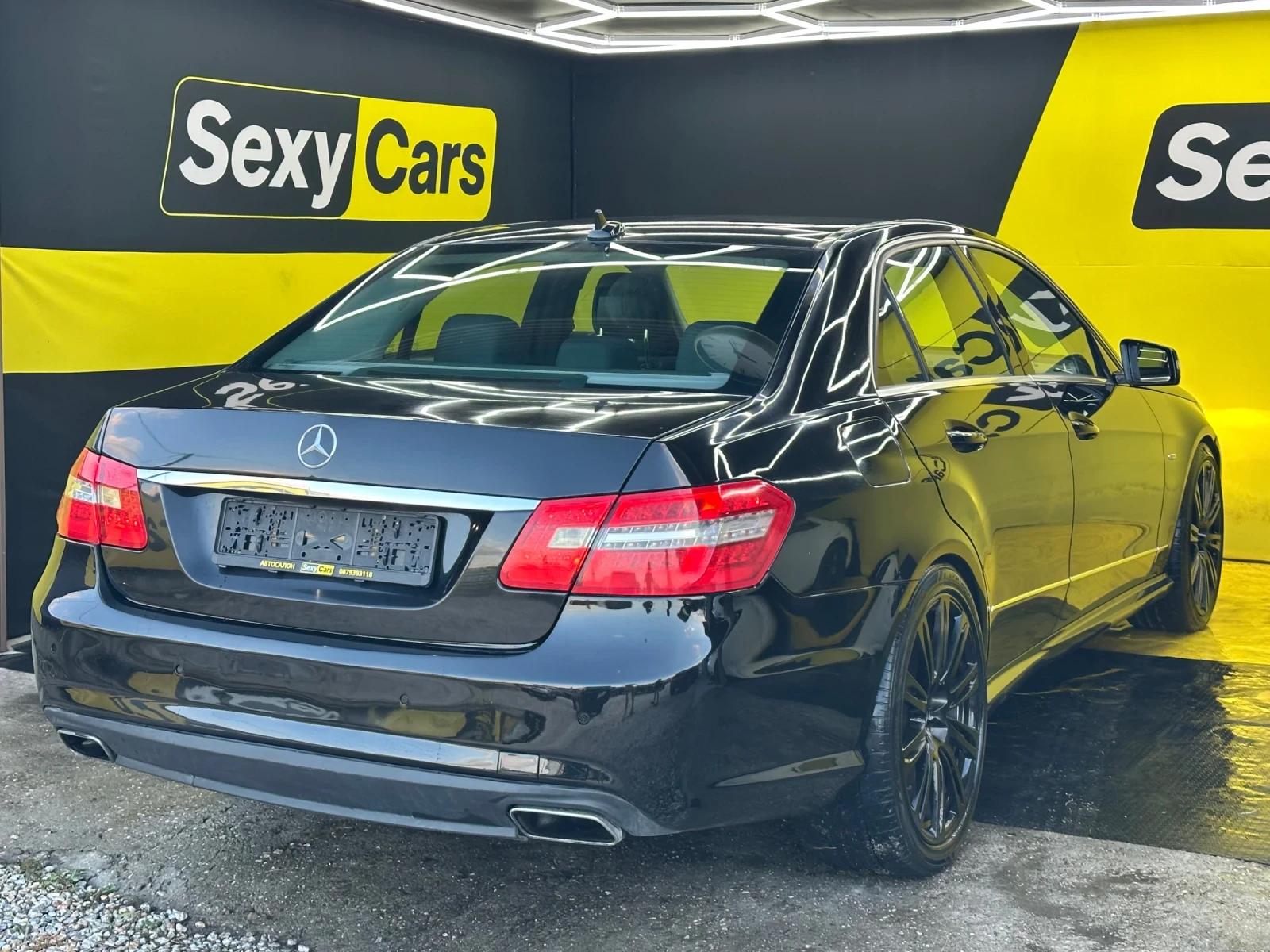 Mercedes-Benz E 220 CDI AMG, снимка 6 - Автомобили и джипове - 54831510