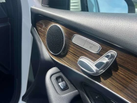 Mercedes-Benz GLC 300 КЛИП/ПАНОРАМА/ПОДГРЕВ/CARFAX/ФИНАНСИРАНЕ, снимка 16