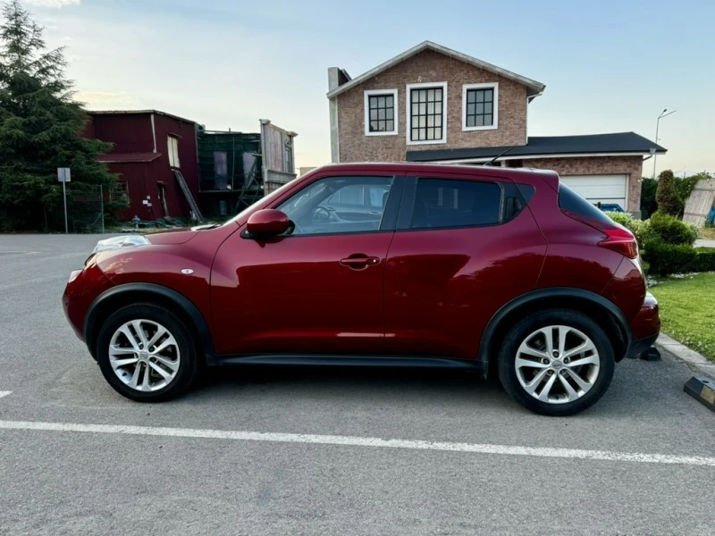 Nissan Juke, снимка 7 - Автомобили и джипове - 47329359