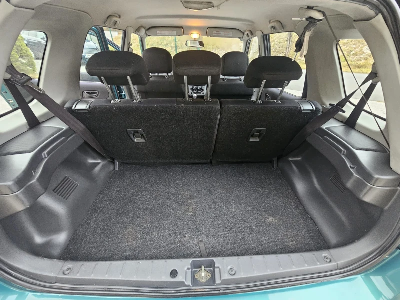 Suzuki Ignis 1.3 DDiS, снимка 13 - Автомобили и джипове - 52446561