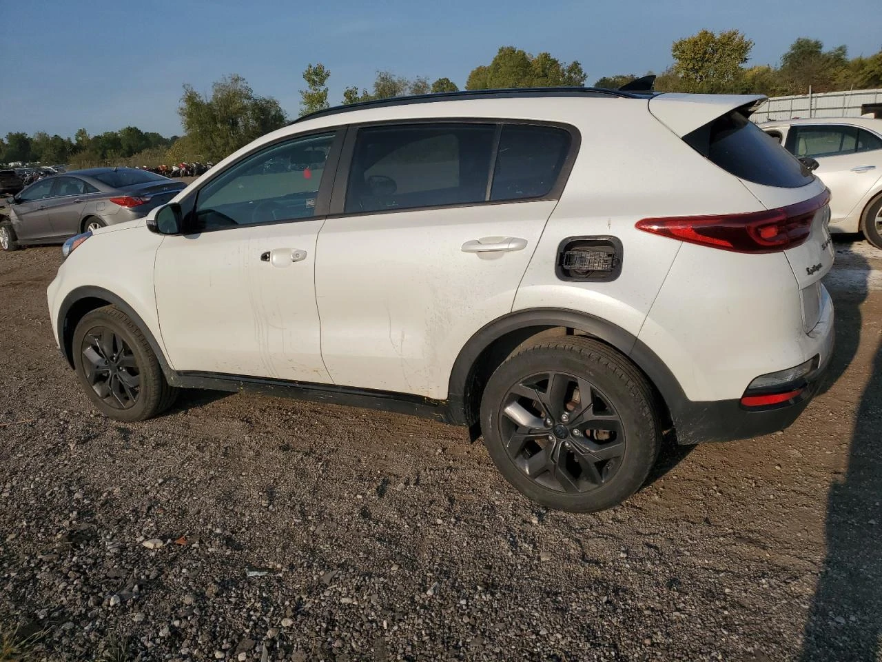 Kia Sportage S 2.4L 4X4 - изображение 3