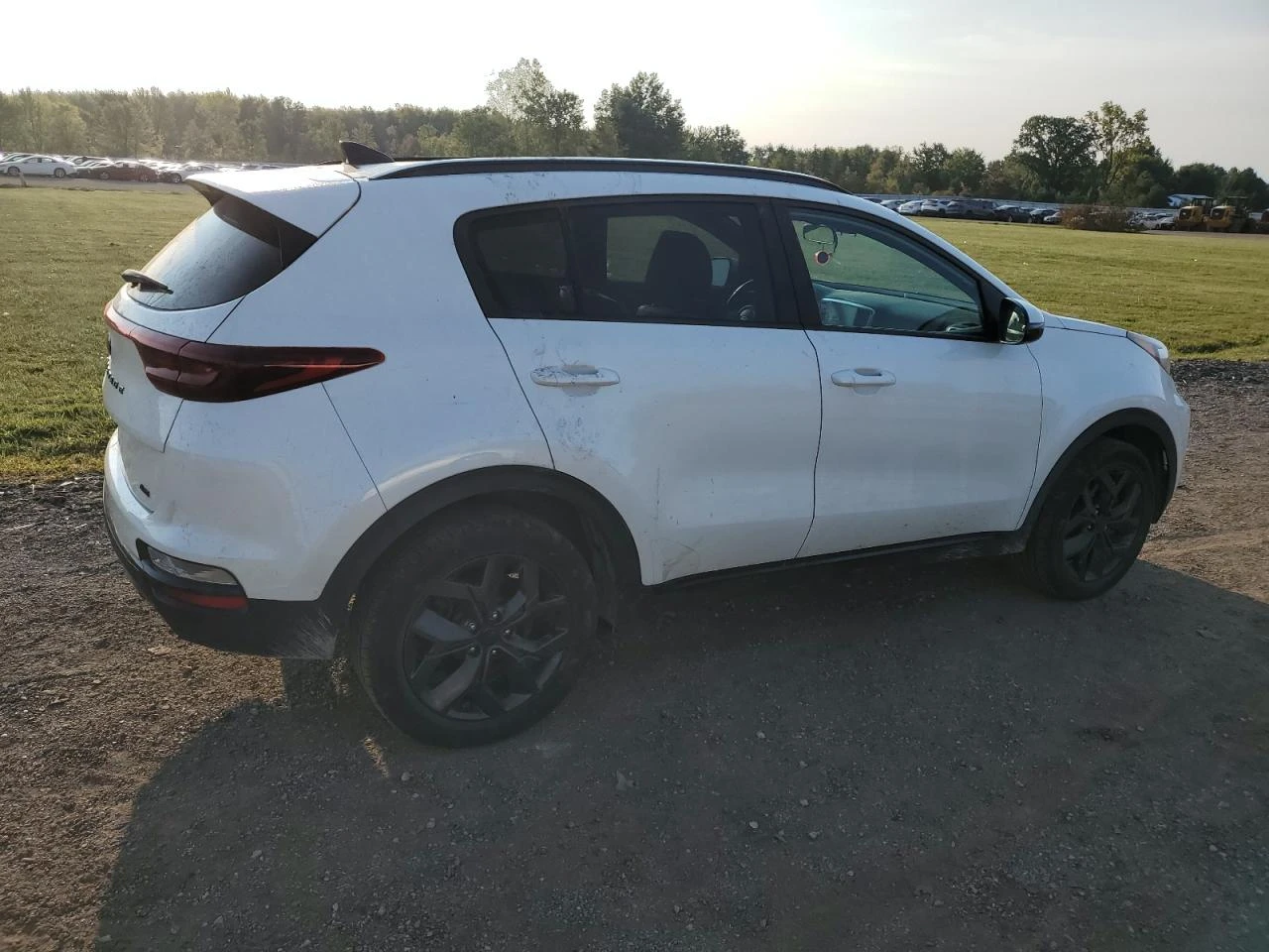 Kia Sportage S 2.4L 4X4 - изображение 4