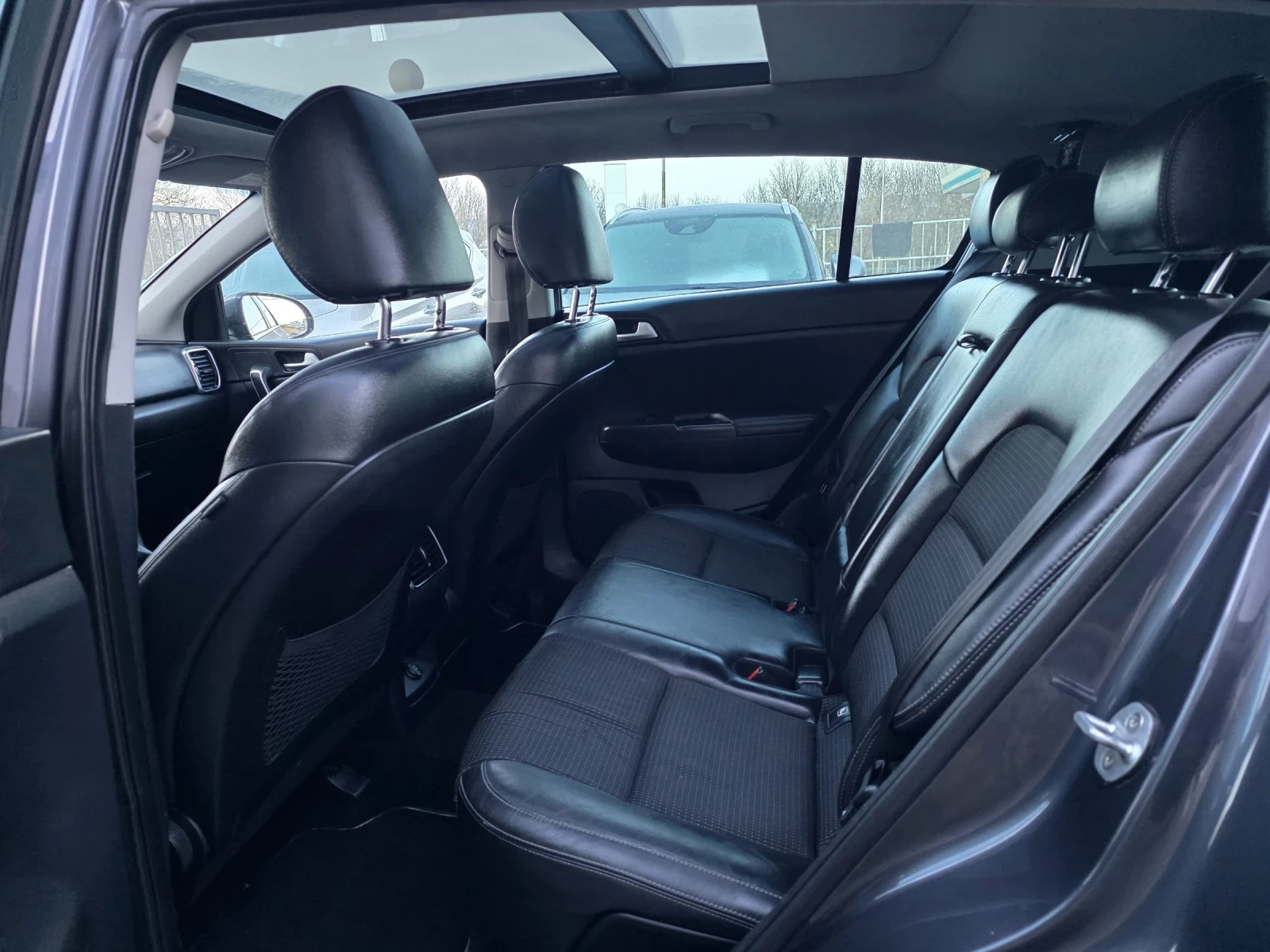 Kia Sportage 1.7crdi | Mobile.bg � ����������� 10