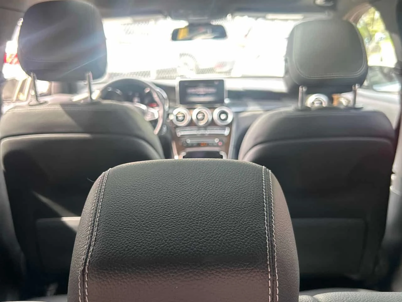 Mercedes-Benz GLC 300 КЛИП/ПАНОРАМА/ПОДГРЕВ/CARFAX/ФИНАНСИРАНЕ, снимка 15 - Автомобили и джипове - 54672550