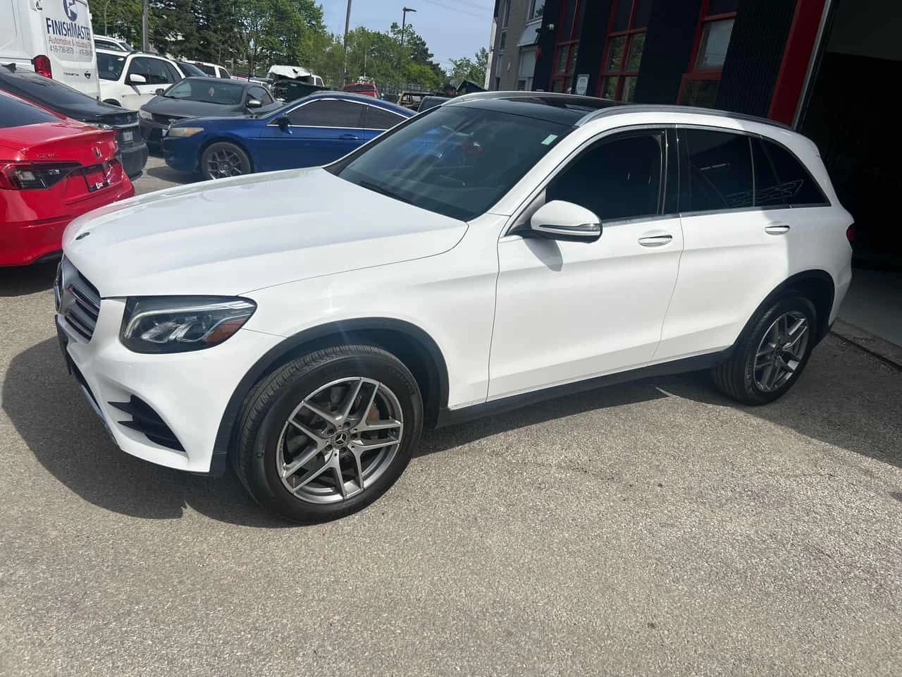 Mercedes-Benz GLC 300 КЛИП/ПАНОРАМА/ПОДГРЕВ/CARFAX/ФИНАНСИРАНЕ, снимка 3 - Автомобили и джипове - 54672550