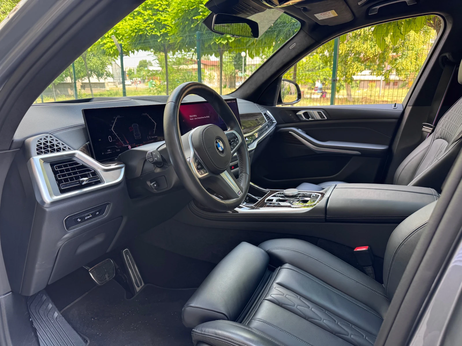 BMW X7 40D* 2025* M-Sport* 25KM* NOV* , снимка 12 - Автомобили и джипове - 55132506