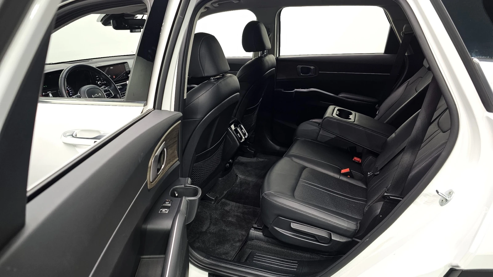 Kia Sorento, снимка 12 - Автомобили и джипове - 55552077