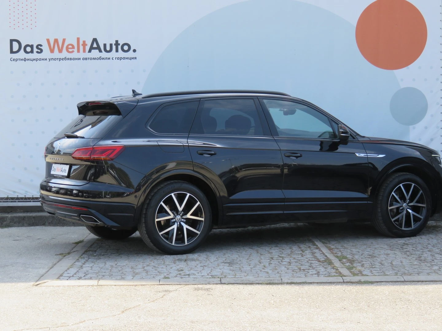 VW Touareg, снимка 2 - Автомобили и джипове - 56420522