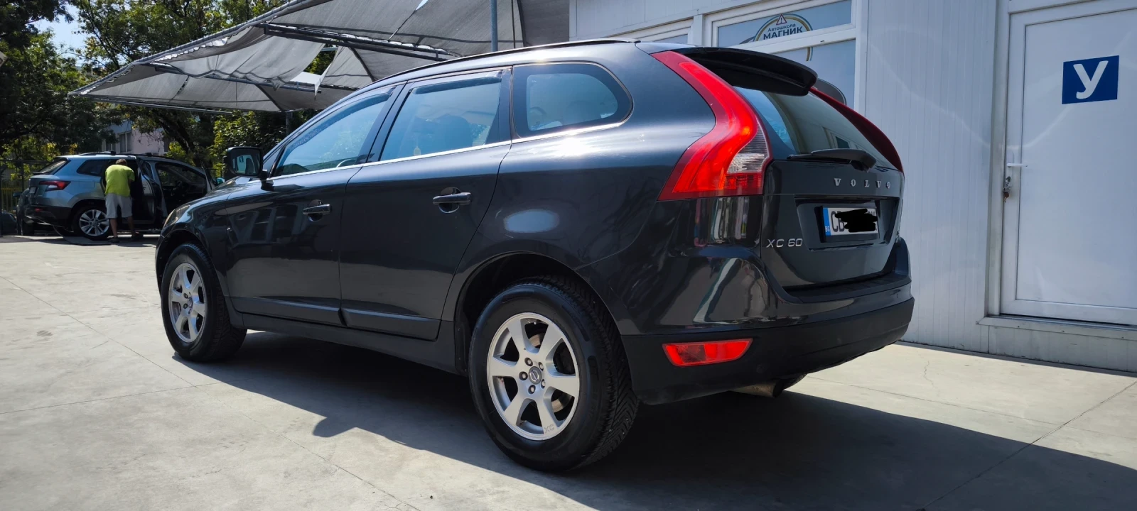 Volvo XC60 D5 Навигация, снимка 4 - Автомобили и джипове - 55888819