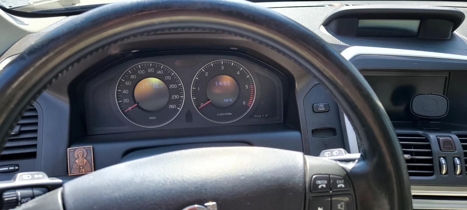 Volvo XC60 D5 Навигация, снимка 9 - Автомобили и джипове - 55888819