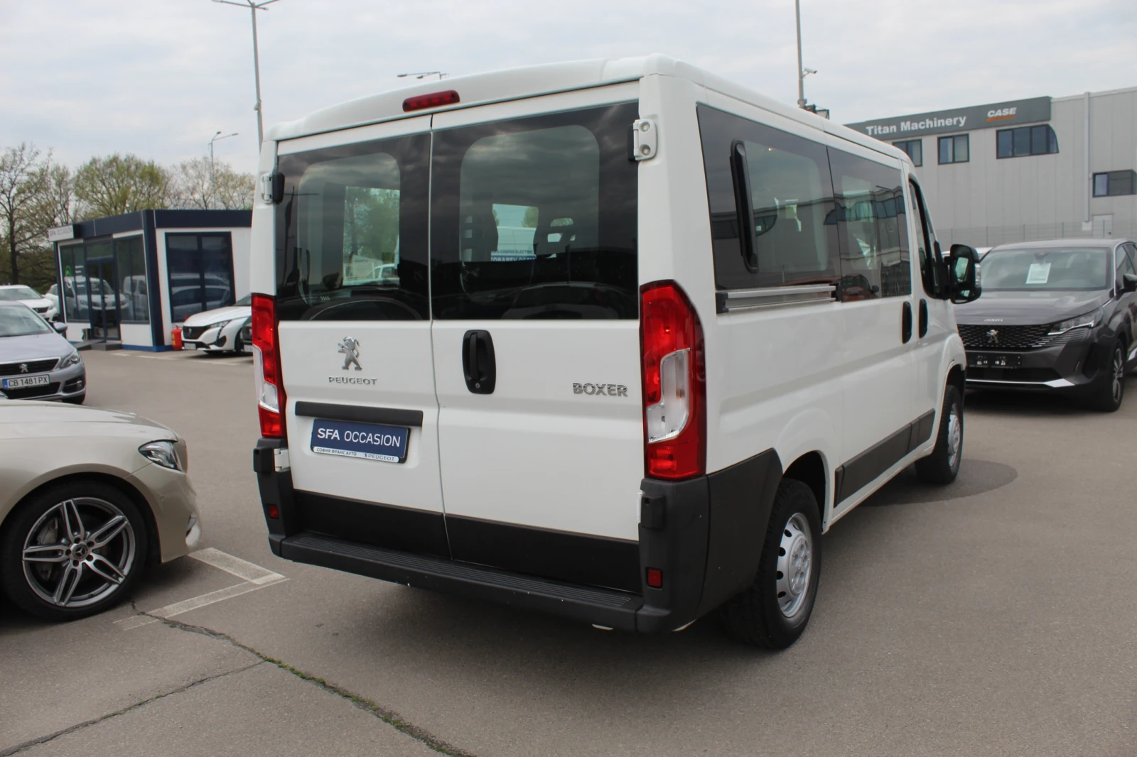 Peugeot Boxer COMBI 330L1H1 2.0 BlueHDI 130 E6/1803300 - изображение 4