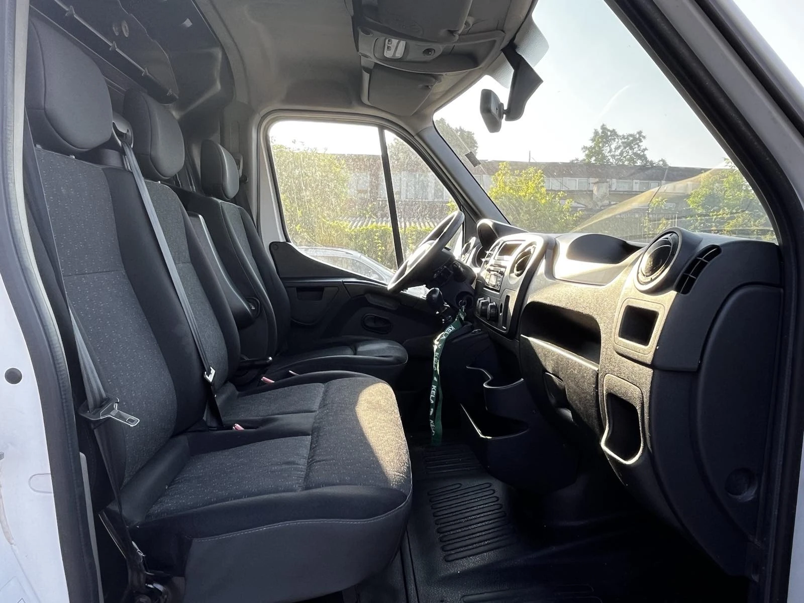 Opel Movano 2.3 DCI L3 H2 - изображение 8