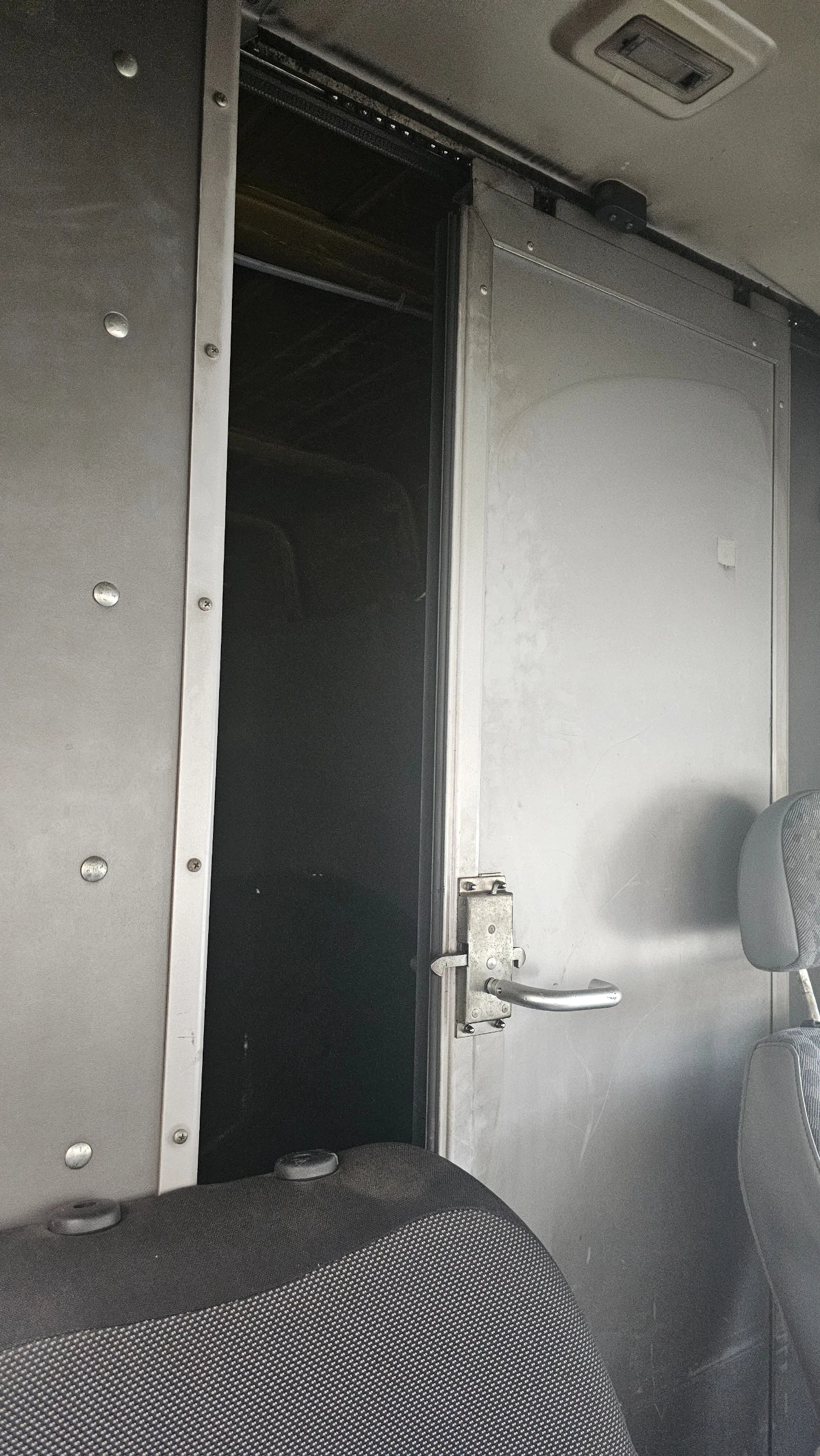 Ford Transit 2.2tdci  - изображение 3