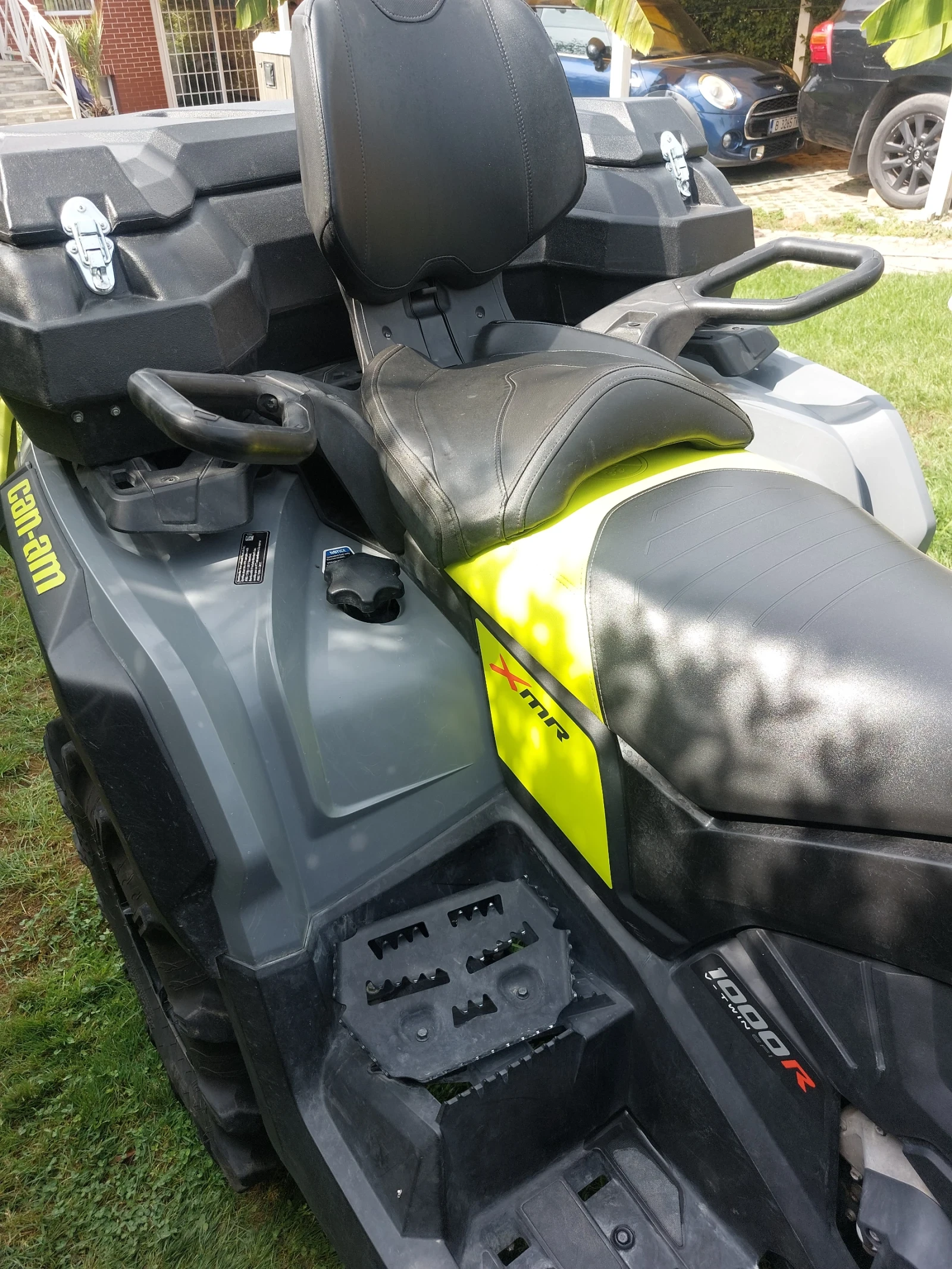 Can-Am Outlander 1000