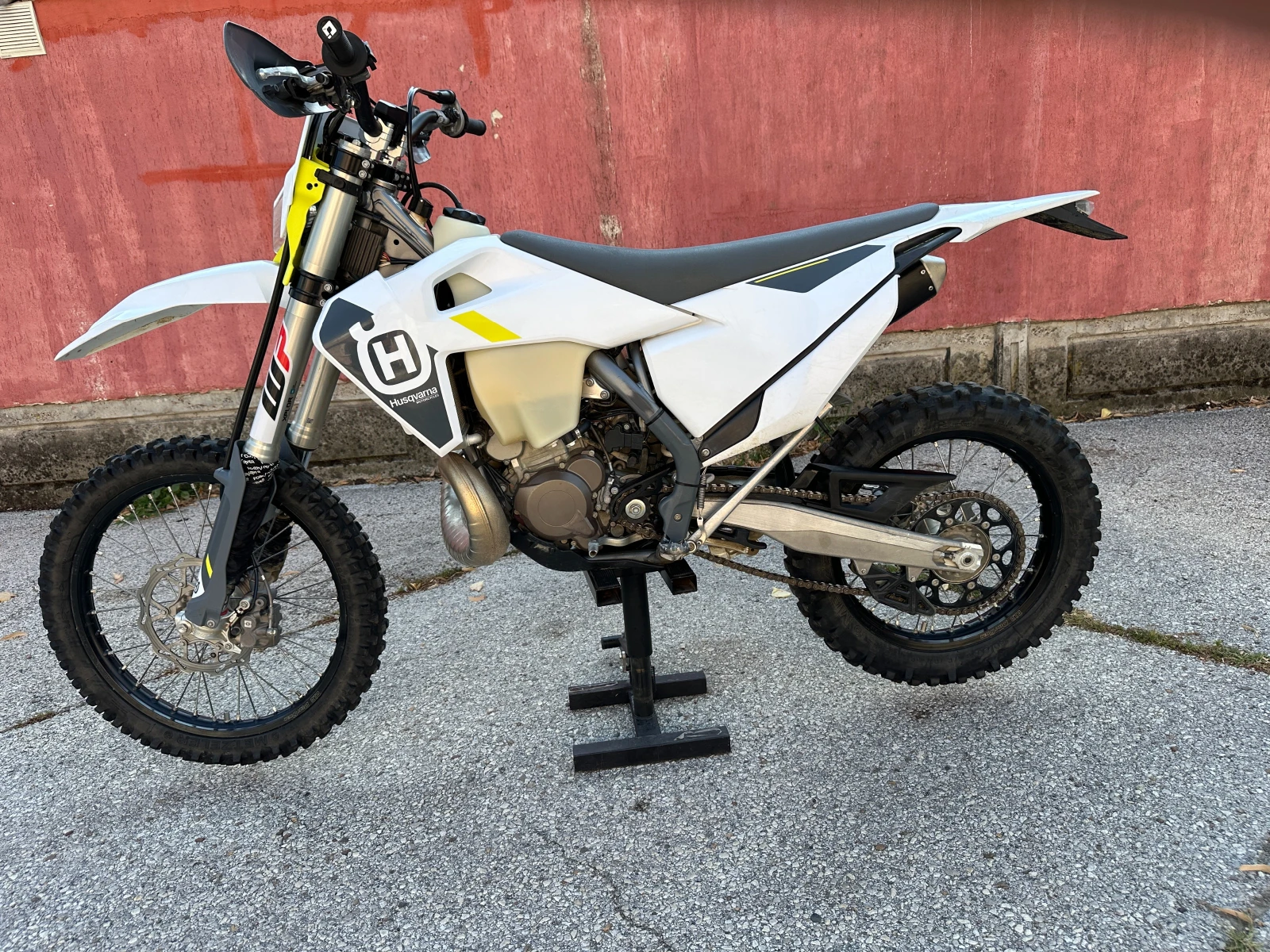 Husqvarna TE 300i 2022г.