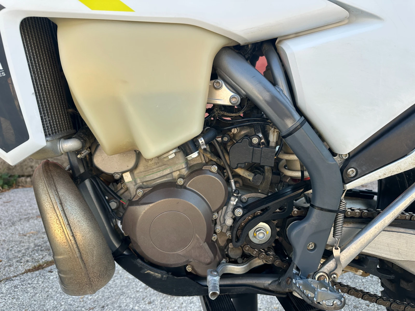 Husqvarna TE 300i 2022г., снимка 6 - Мотоциклети и мототехника - 55739115