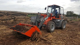       JCB ER 418 