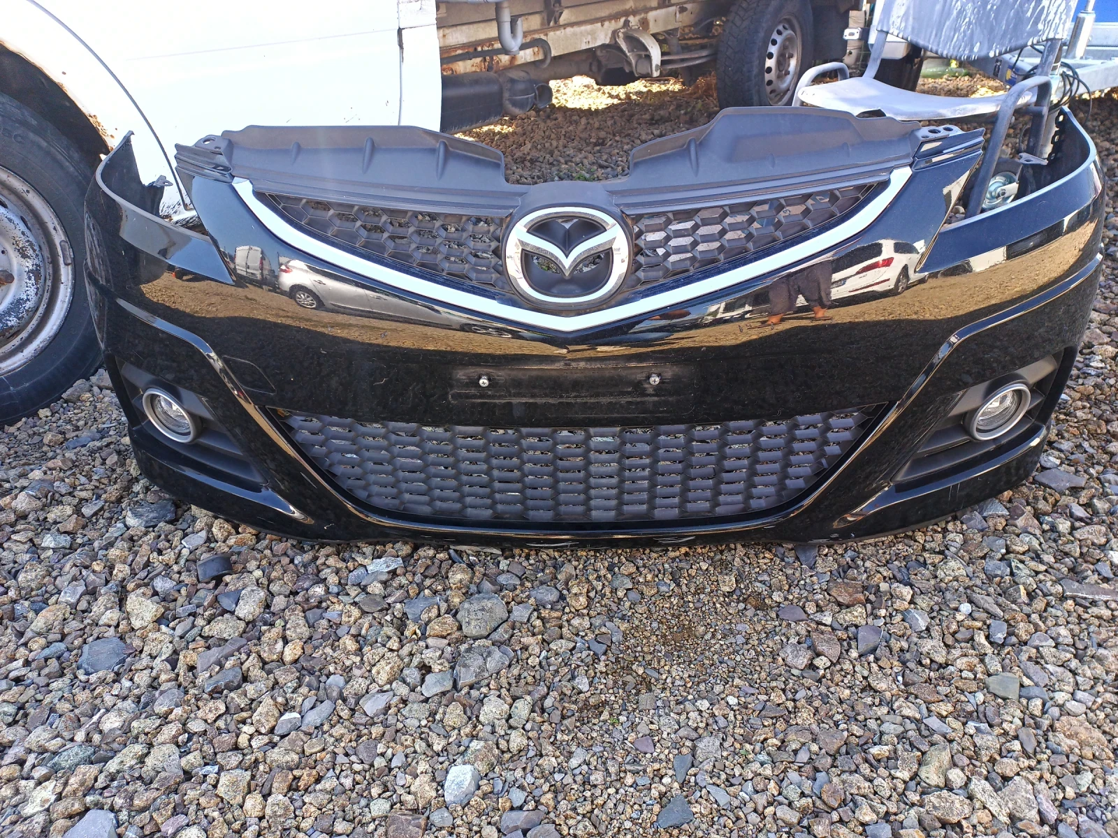 ������ ����� ����� 5 2010� �������� | Mobile.bg � ����������� 1