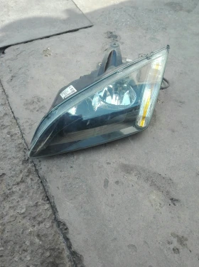 ляв фар форд фокус 1.8тдци 06г