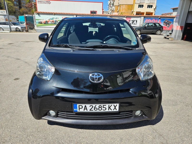 Toyota IQ 1.33 VVT-i (98 Hp) MT6, снимка 8 - Автомобили и джипове - 40356004