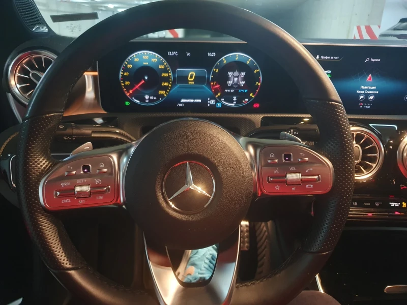 Mercedes-Benz CLA 350 AMG, снимка 6 - Автомобили и джипове - 47967580