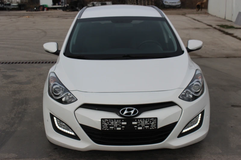 Hyundai I30 1.6 GDI 135к.с. Уникат Швейцария, снимка 2 - Автомобили и джипове - 48492694