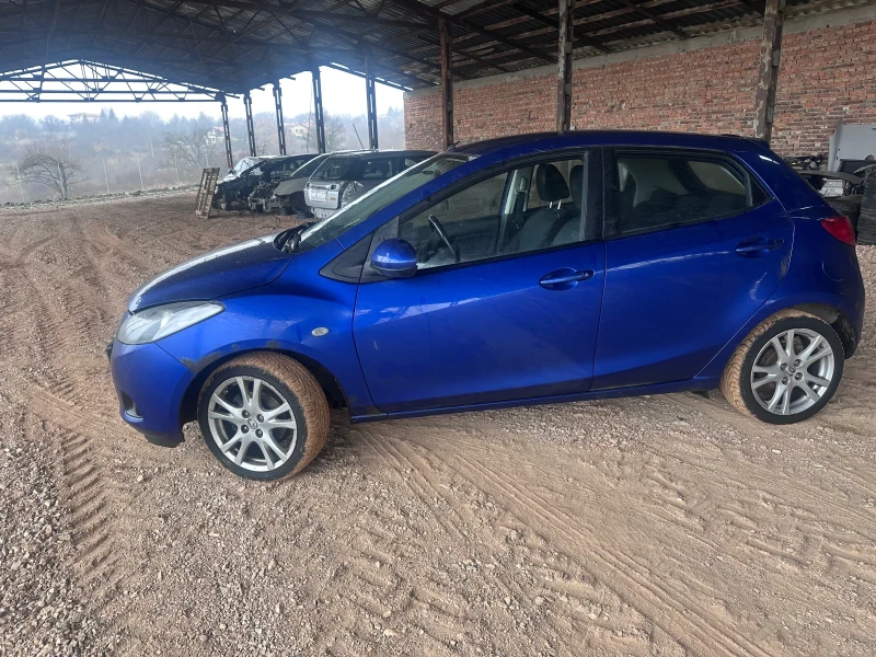 Mazda 2 1.5, снимка 3 - Автомобили и джипове - 49452361