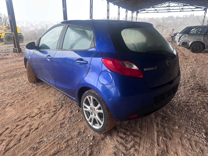 Mazda 2 1.5, снимка 4 - Автомобили и джипове - 49452361