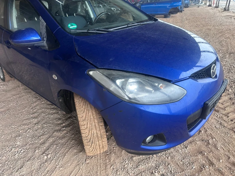 Mazda 2 1.5, снимка 2 - Автомобили и джипове - 49452361