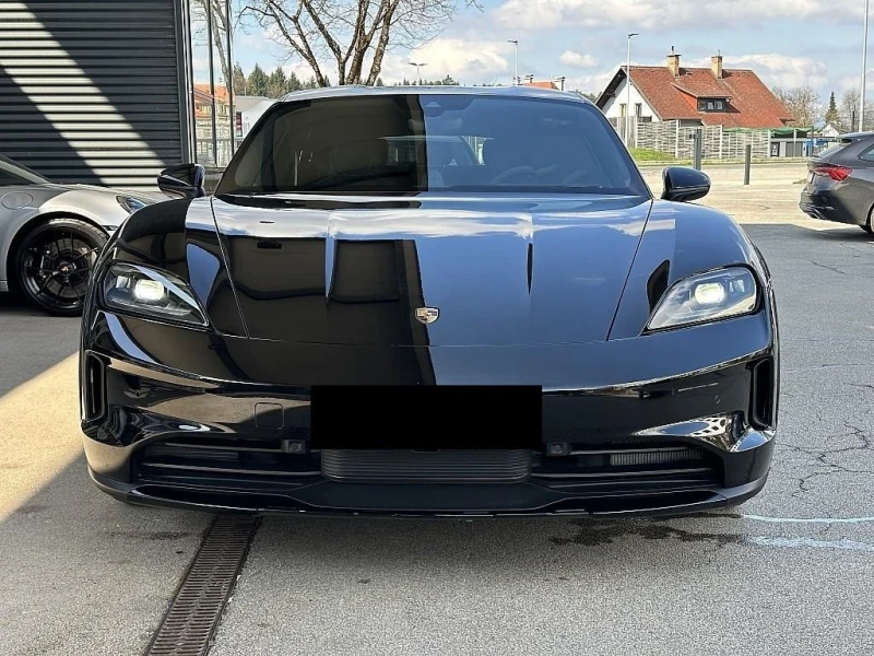 Porsche Taycan 4 CROSS TURISMO/FACELIFT/SPORT CHRONO/BOSE/LED/CAM, снимка 2 - Автомобили и джипове - 52169531