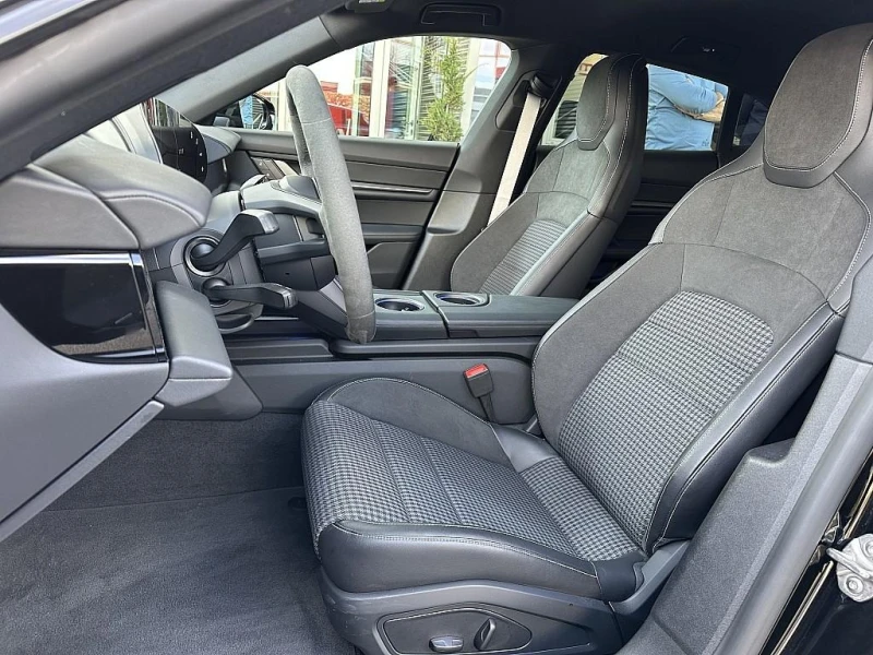 Porsche Taycan 4 CROSS TURISMO/FACELIFT/SPORT CHRONO/BOSE/LED/CAM, снимка 9 - Автомобили и джипове - 52169531