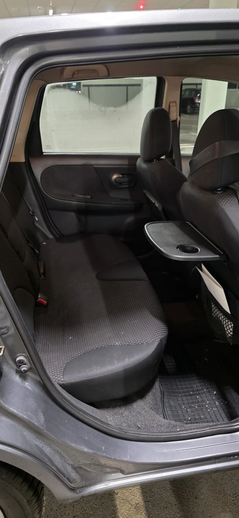 Nissan Note 1.4i keyless , снимка 9 - Автомобили и джипове - 52796113