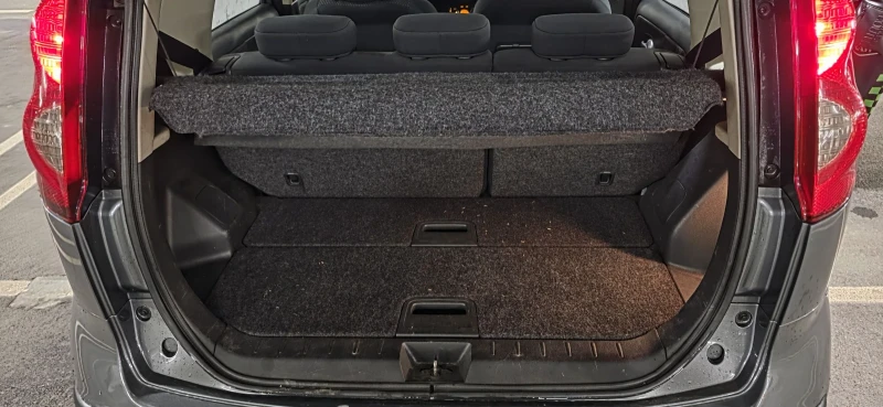 Nissan Note 1.4i keyless , снимка 10 - Автомобили и джипове - 52796113