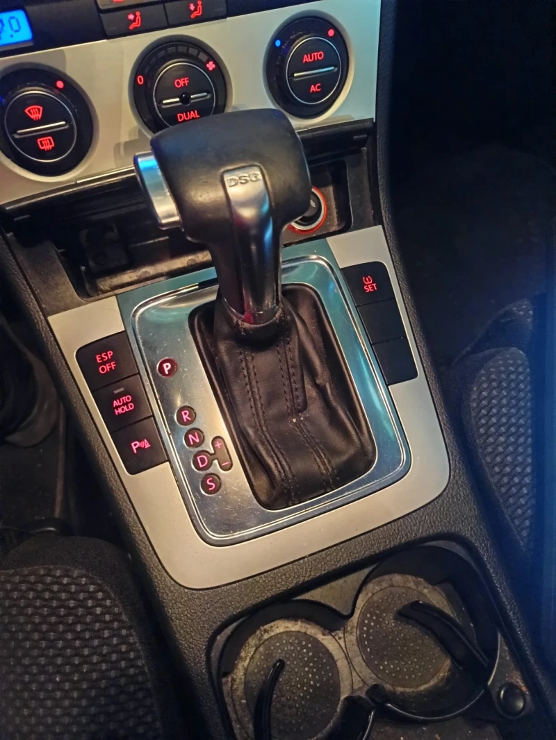 VW Passat 1.4 метан, снимка 13 - Автомобили и джипове - 52966177