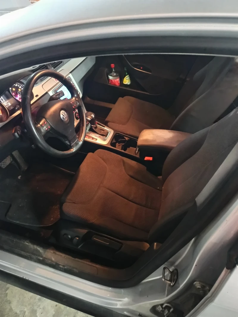 VW Passat 1.4 метан, снимка 12 - Автомобили и джипове - 52966177