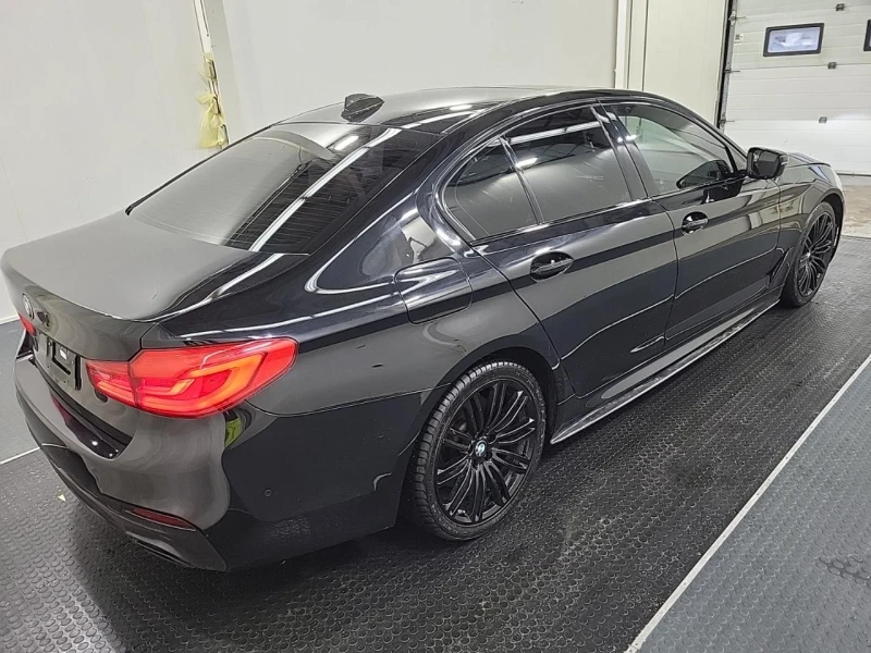 BMW 540 * M PACK* 360CAM* PANO* H&K* , снимка 4 - Автомобили и джипове - 53440396