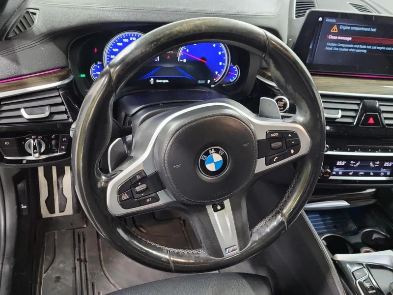 BMW 540 * M PACK* 360CAM* PANO* H&K* , снимка 10 - Автомобили и джипове - 53440396