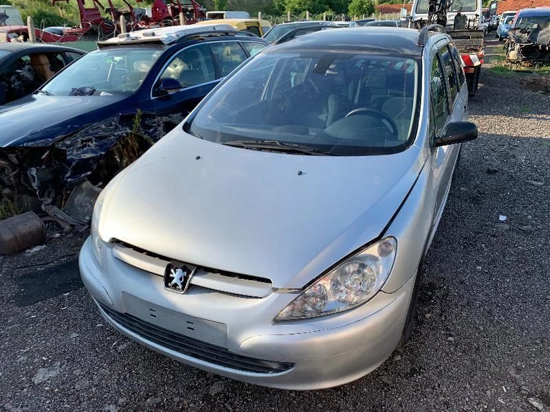 Peugeot 307 2.0HDI, SW, 110 кс. Panorama - изображение 2