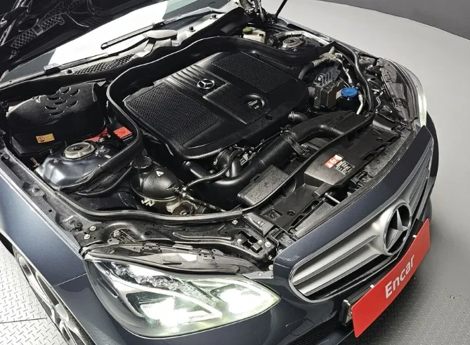 Mercedes-Benz E 250 4Matic Avantgarde - изображение 6