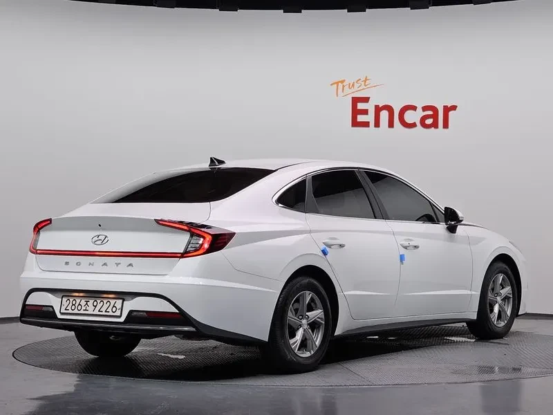 Hyundai Sonata 2.0 - САМО 30% АВАНС, снимка 2 - Автомобили и джипове - 55998375