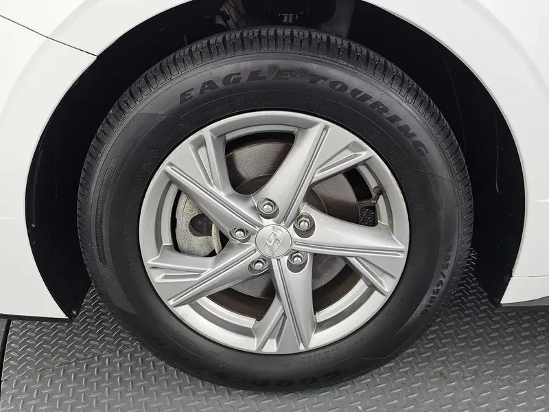 Hyundai Sonata 2.0 - САМО 30% АВАНС, снимка 5 - Автомобили и джипове - 55998375