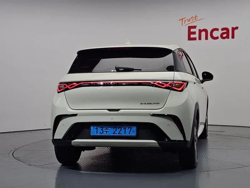 BYD Dolphin САМО 30% АВАНС, снимка 4 - Автомобили и джипове - 56223374