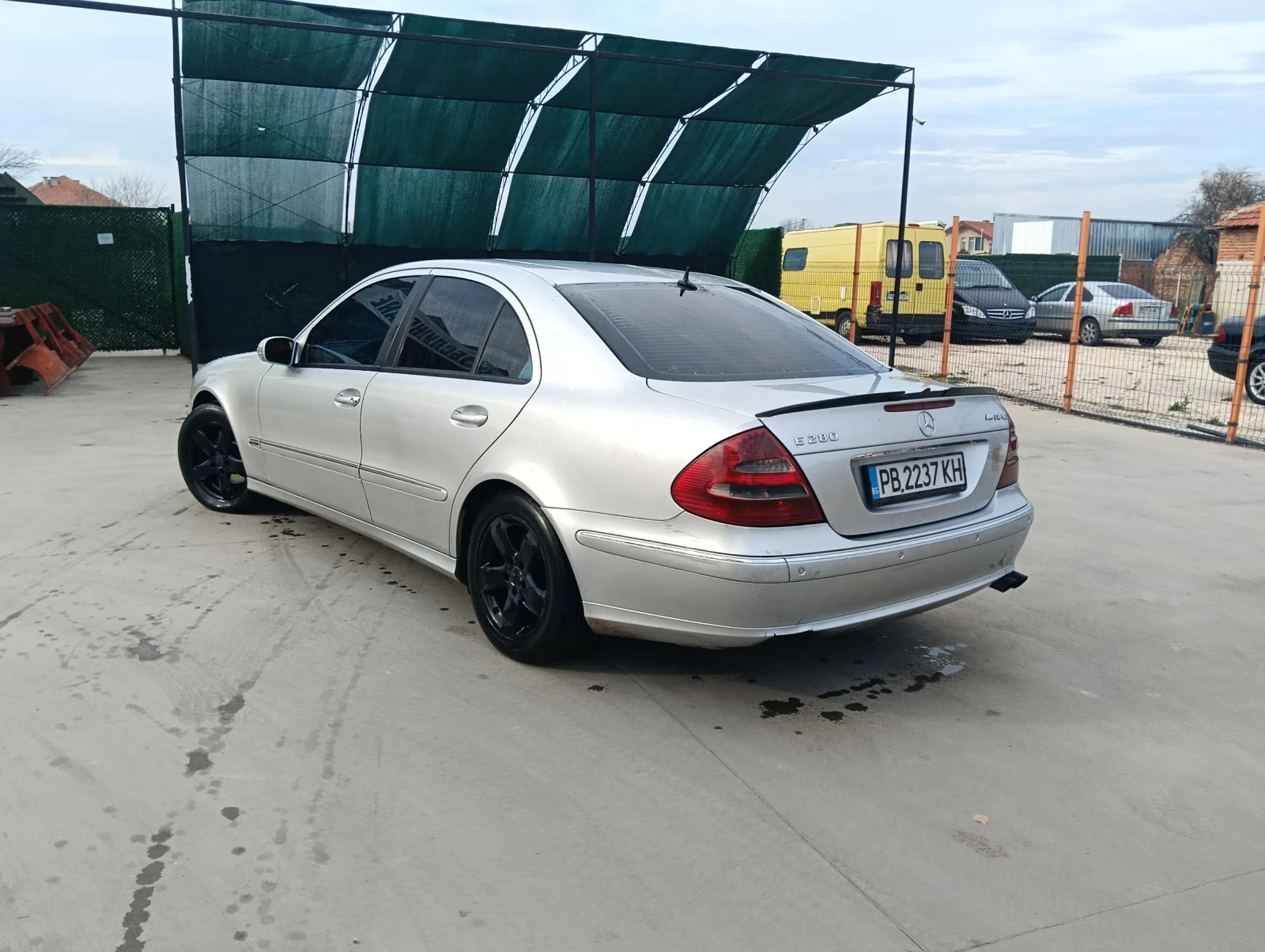 Mercedes-Benz E 280, снимка 1