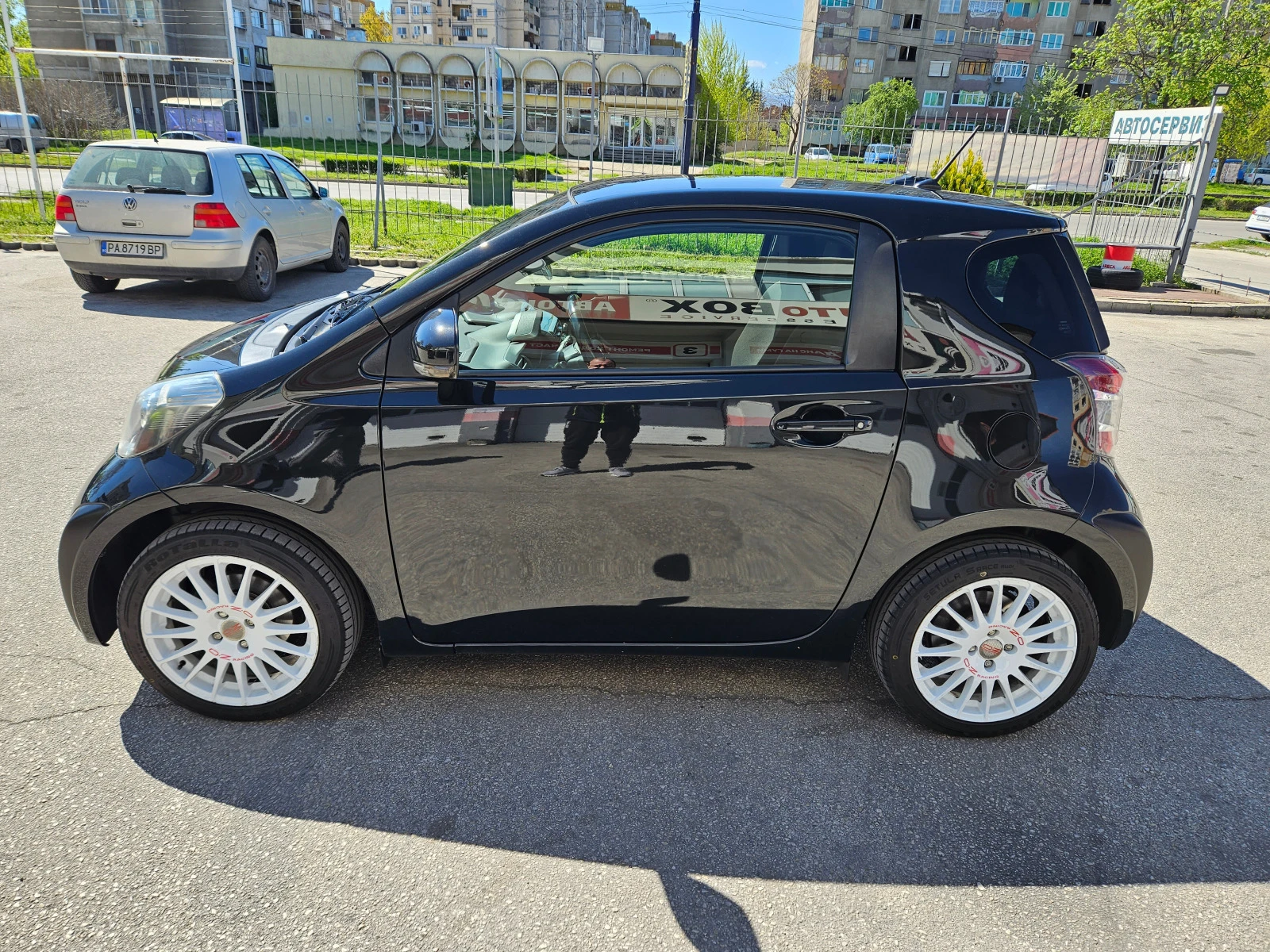 Toyota IQ 1.33 VVT-i (98 Hp) MT6 - изображение 2